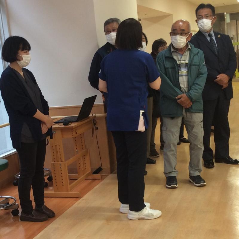 施設見学の様子（Dユニット）